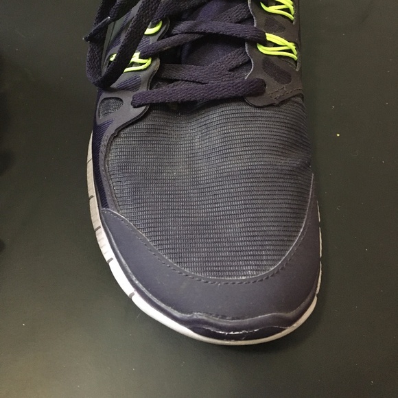 Nike Running Shoes - Picture 7 of 8